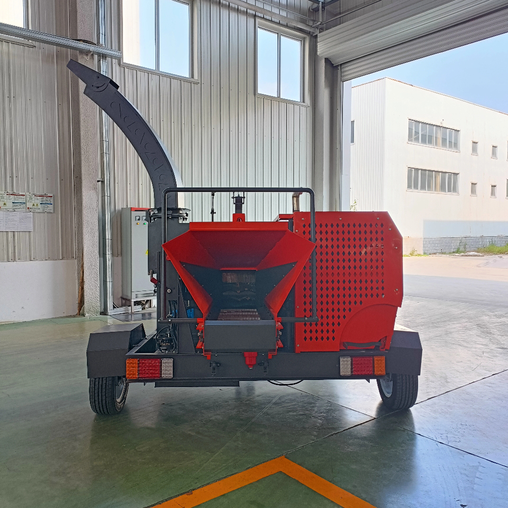 迈克重工津克碎木机生产基地车间展示